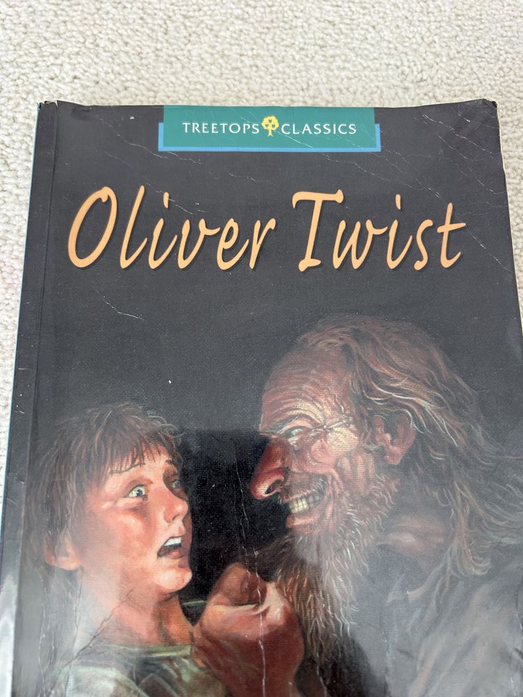 Oliver twist / charles dickens