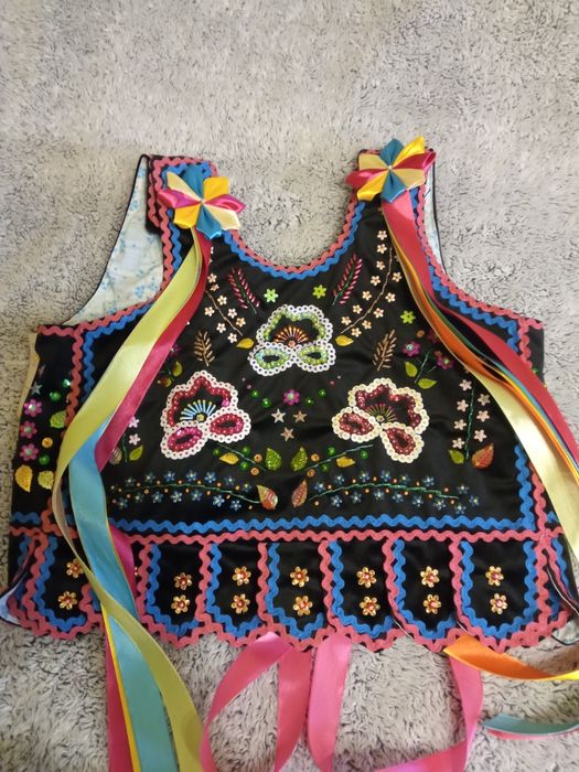 Gorset do stroju r. 140