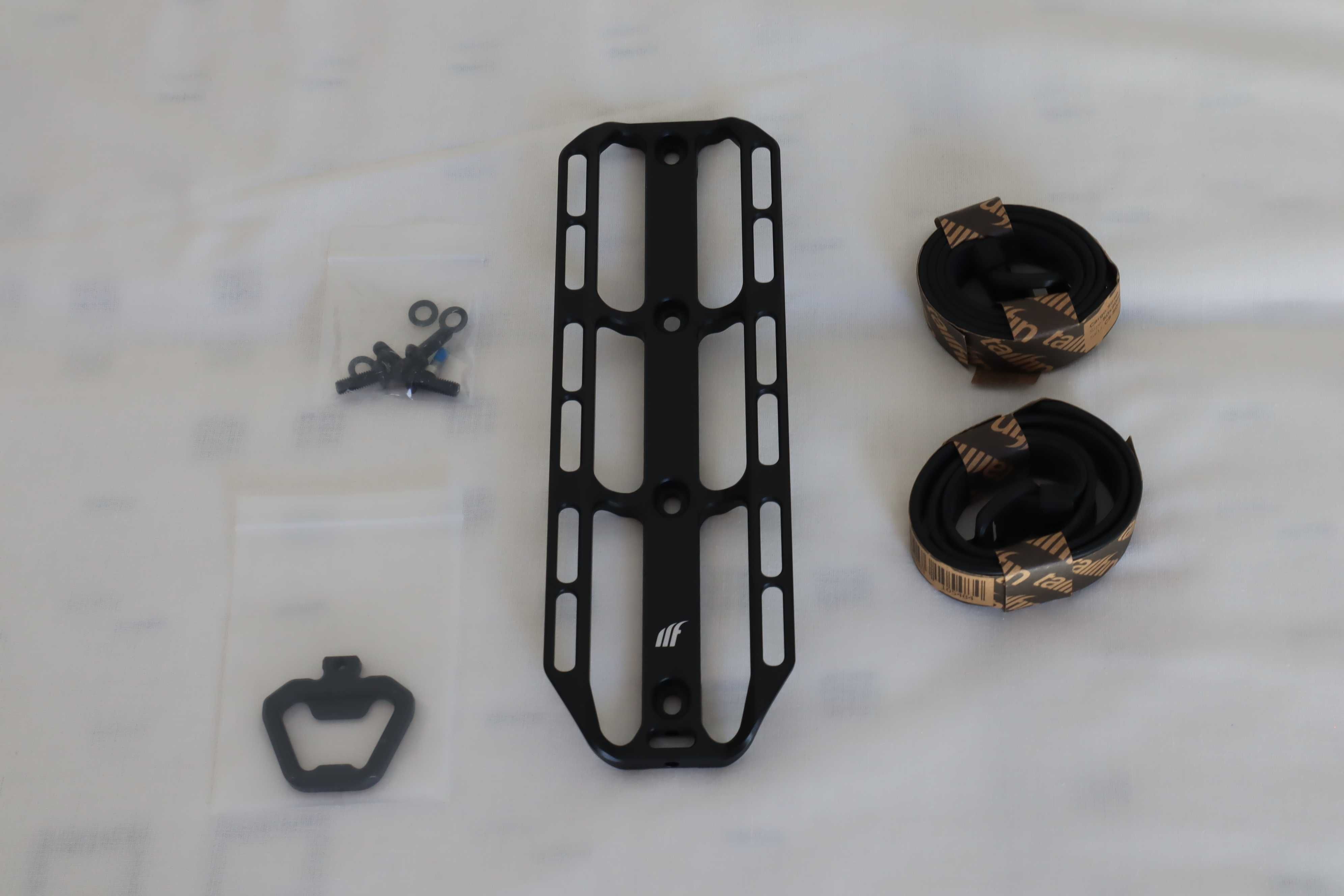 Bikepacking, Suporte e Bolsa de forqueta