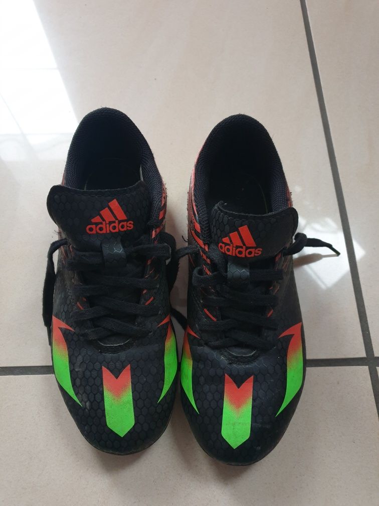 Korki, buty do piłki nożneji Adidas wkladka 20 cm