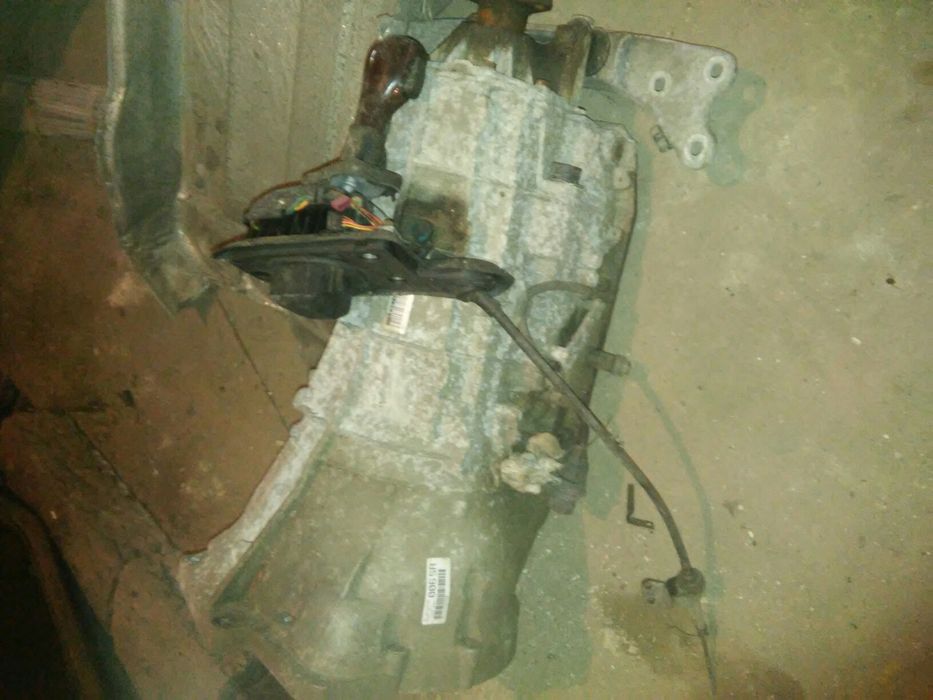 Бмв 728 запчасти е38