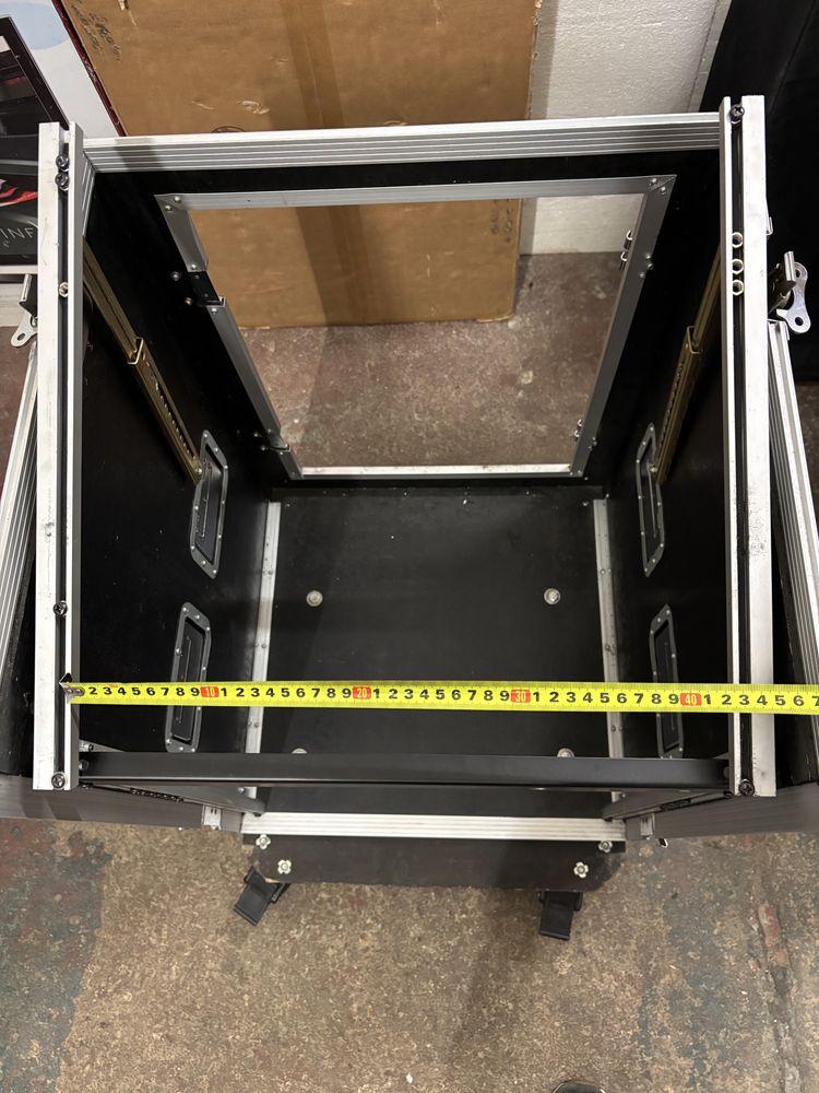 Case rack 12U + kątowy mechanizm Reloop