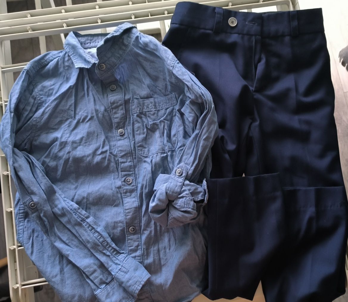 Koszula Reserved + granatowe spodnie