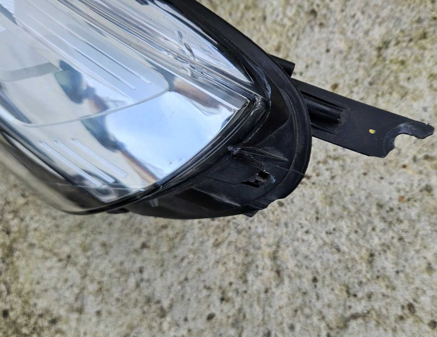 Lampa przód do Renauld Clio 4