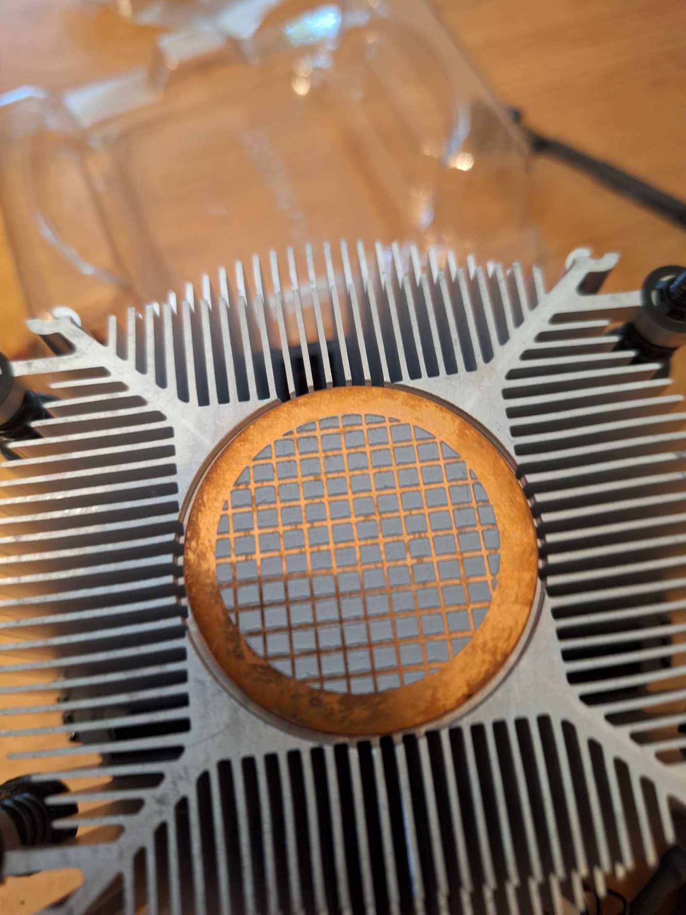 AMD RYZEN 7 2700