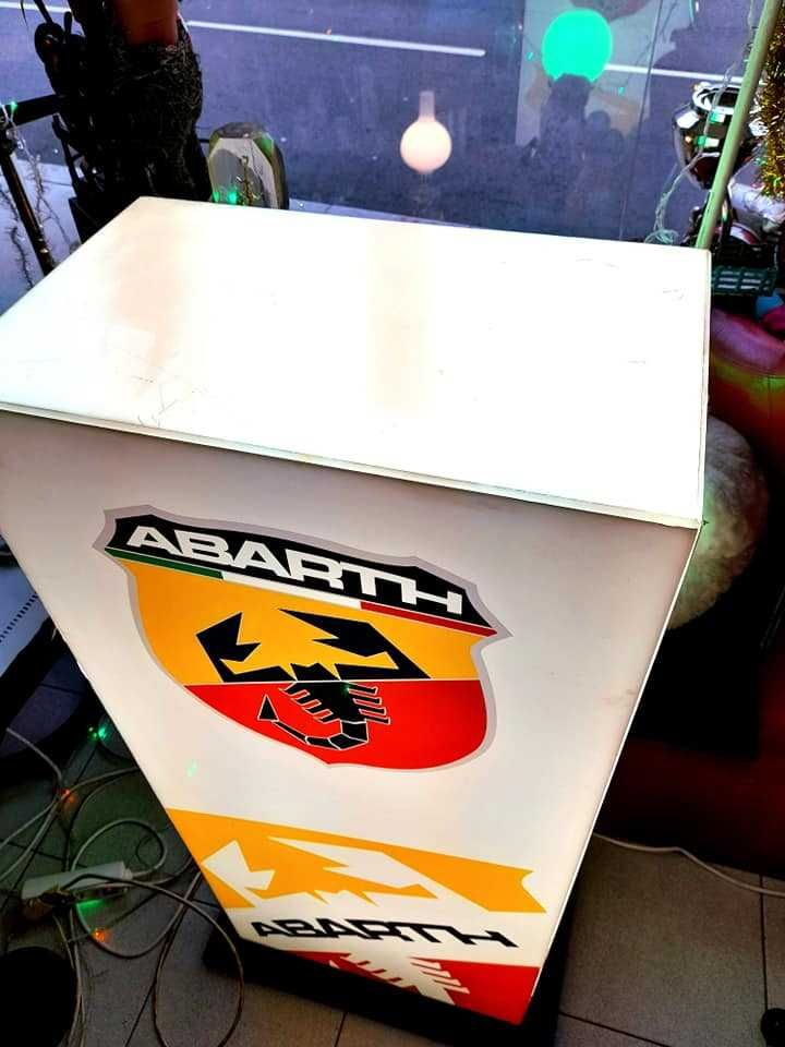 Painel luminoso Abarth