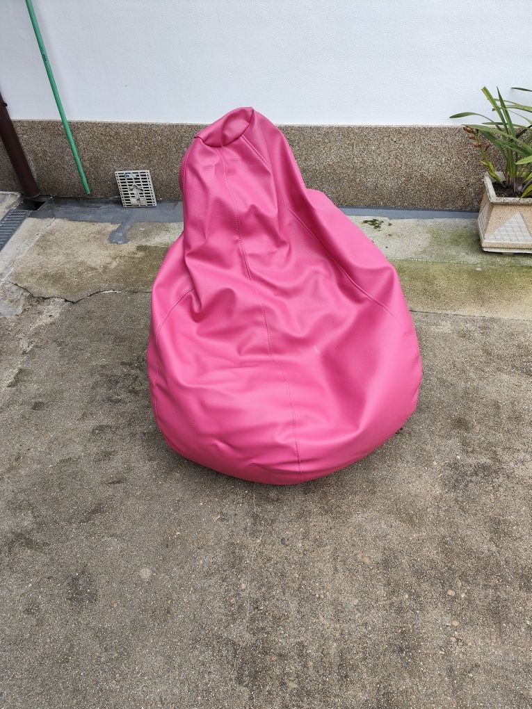Venda deste puf em Pera