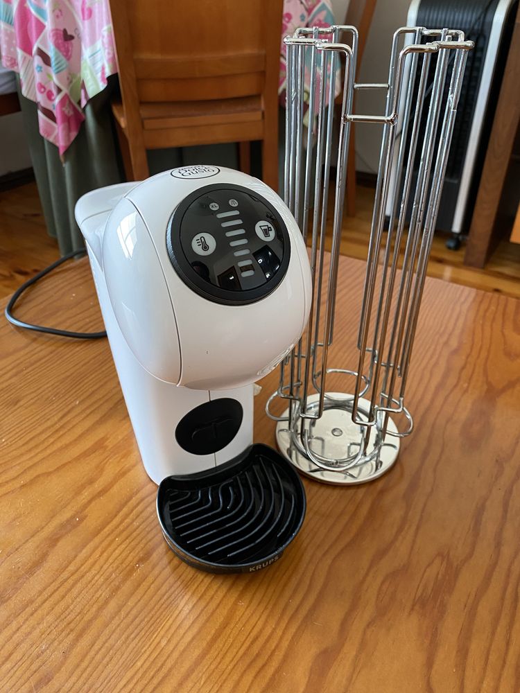 Máquina de café Dolce Gusto Genio S