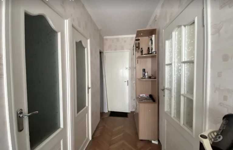 1 кімнатна квартира, Центр, 4 поверх 9ти поверхового будинку