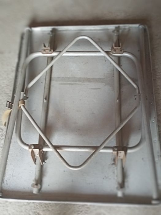 Продам стол складной  90 см х70 см высота стола 70