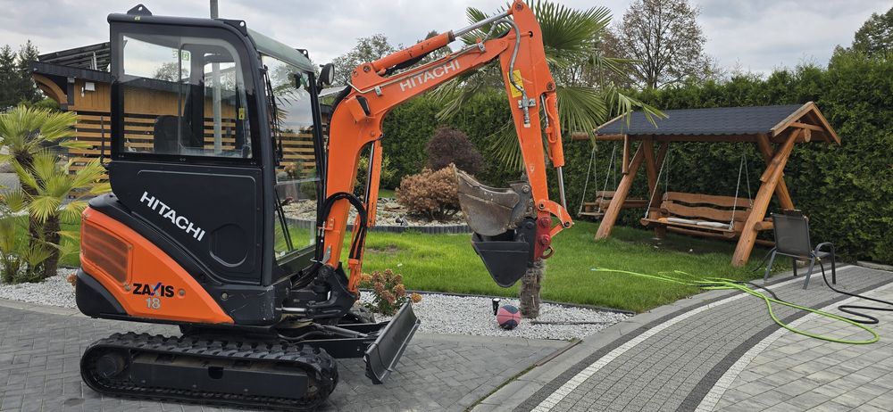 Minikoparka hitachi 2t Mocna koparka Niemcy