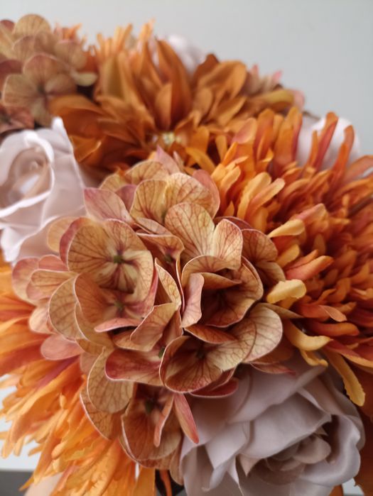 Stroik Na Grób Podłużny Jesienny – Chryzantemy I Róże, Sztuczne Kwiaty