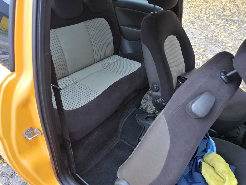 Авто Lancia Ypsilon