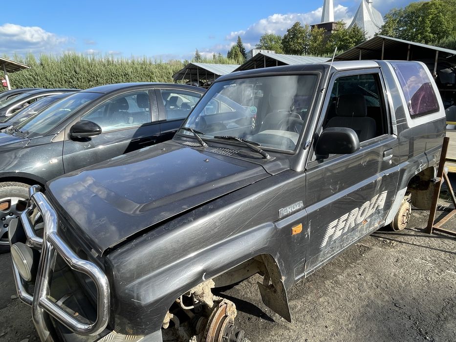 Na części Daihatsu Feroza 1.6 16v HD 4x4 lakier 6A5