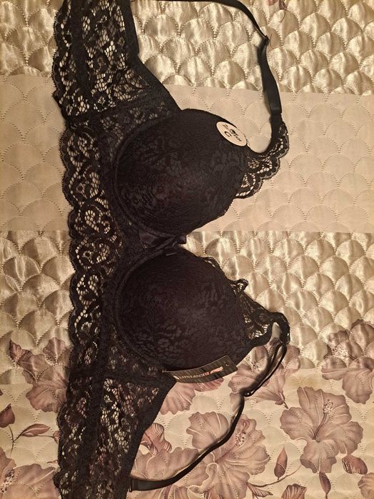Чорний мереживний бюстгалтер 95/С