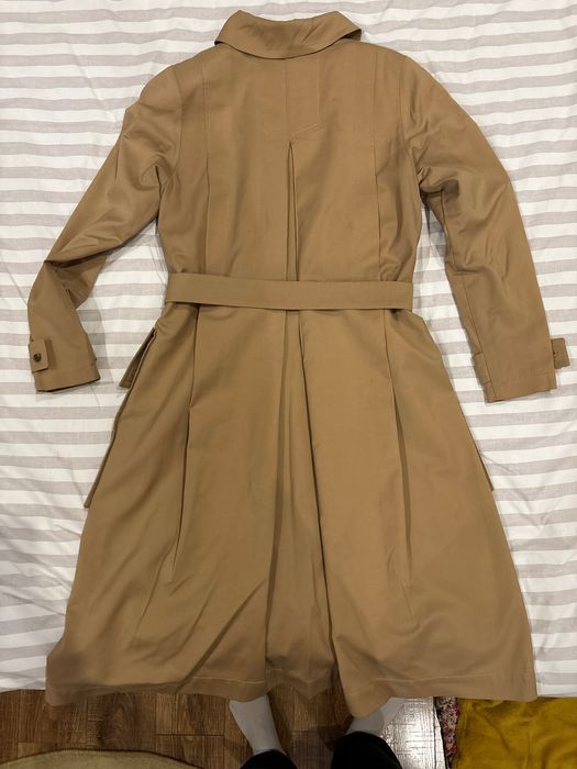 Жіночий базовий тренч