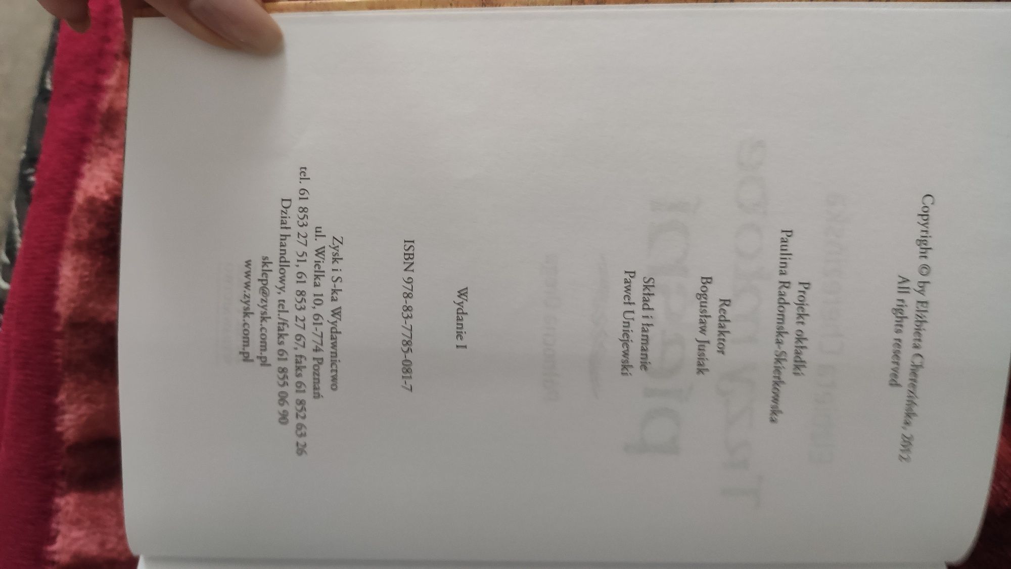 Trzy młode pieśni Elżbieta Cherezińska