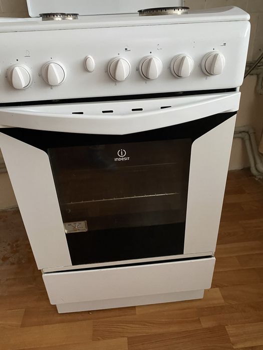 Газова плита Indesit