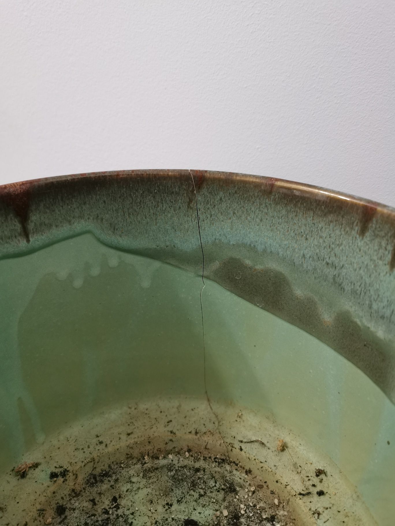 Osłonka ceramiczna duża 19 cm średnicy, z wadą, doniczka,