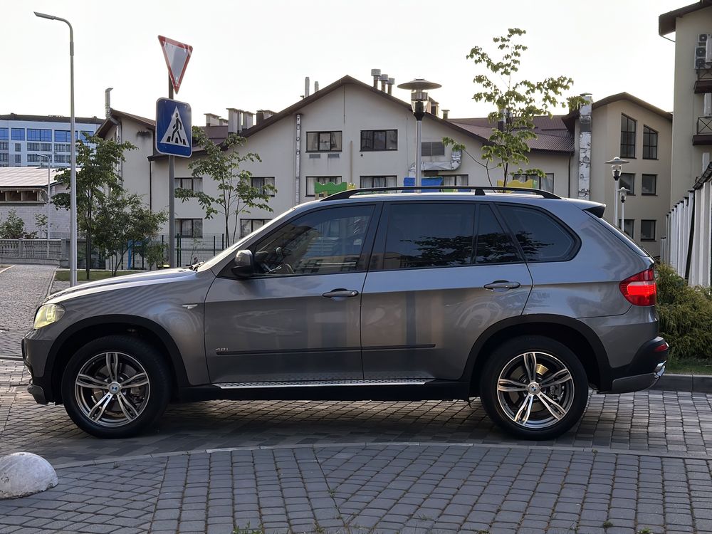 Продам BMW x5 в ідеальному стані!