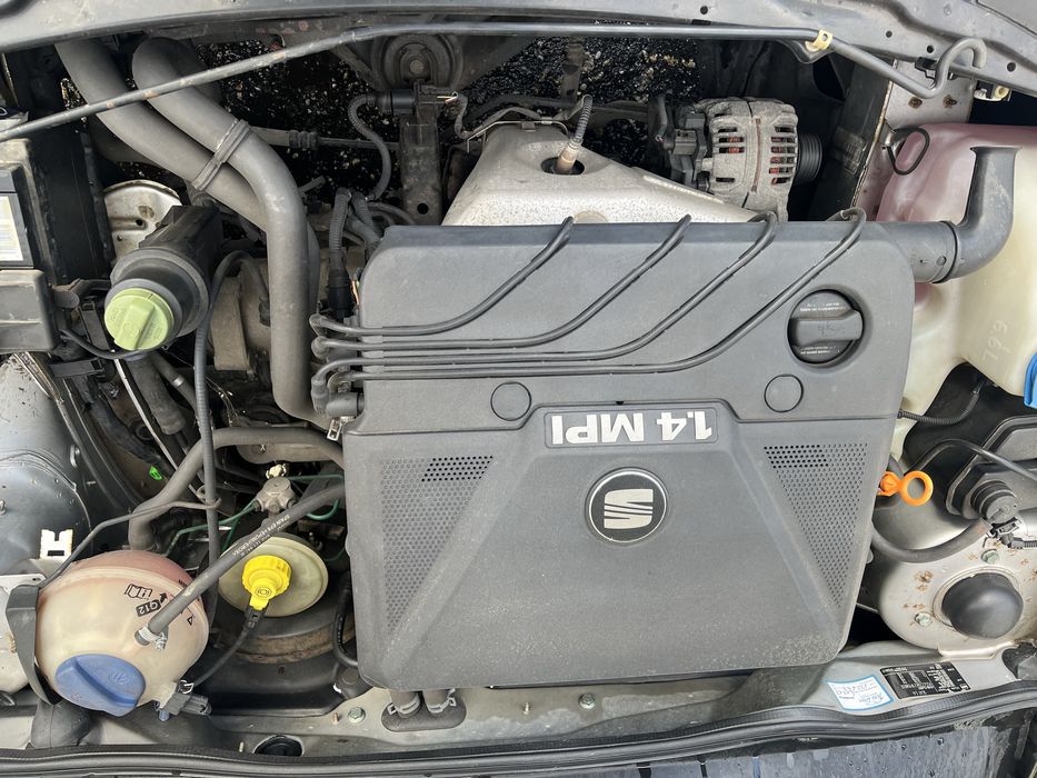 Seat cordoba 1.4 gasolina Ano 2002