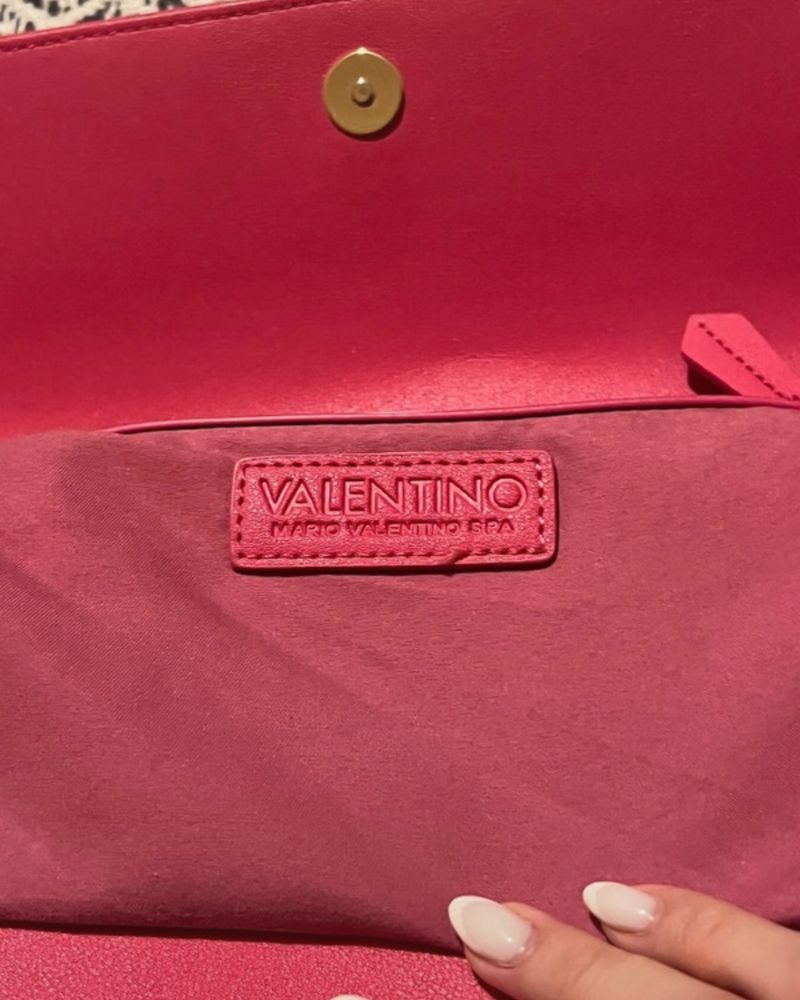Mala de senhora Valentino