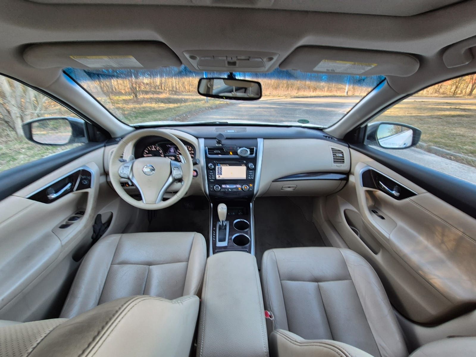 Nissan Altima 3.5b v6 keylessgo kamera