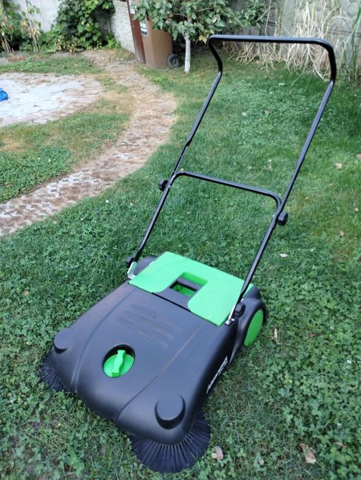 Zamiatarka cleancraft hkm 700