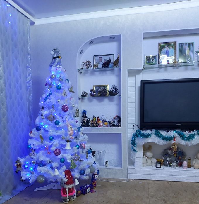 Продам  штучну ялинку.