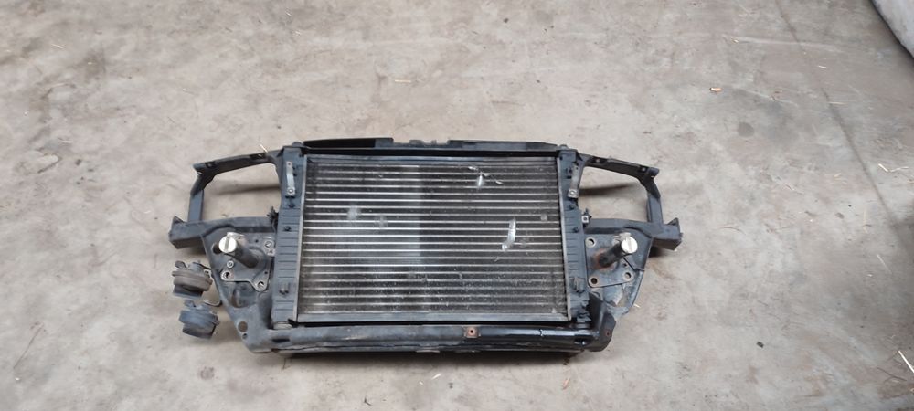 Audi a4 b5 1.6 1.8 1.9 przed lift pas przedni kompletny pod klime