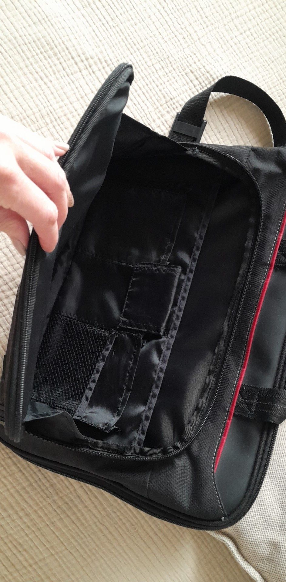 Torba na laptopa na ramię i do ręki Targus 15.6 cal