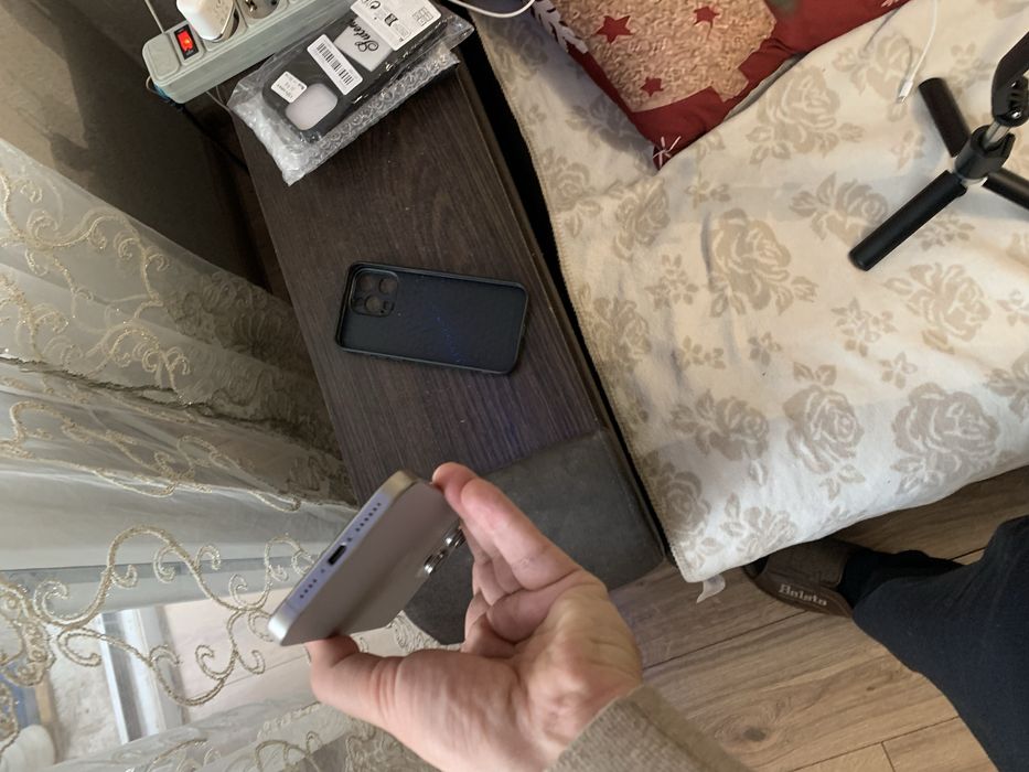 Продам айфон 15 промакс 256г