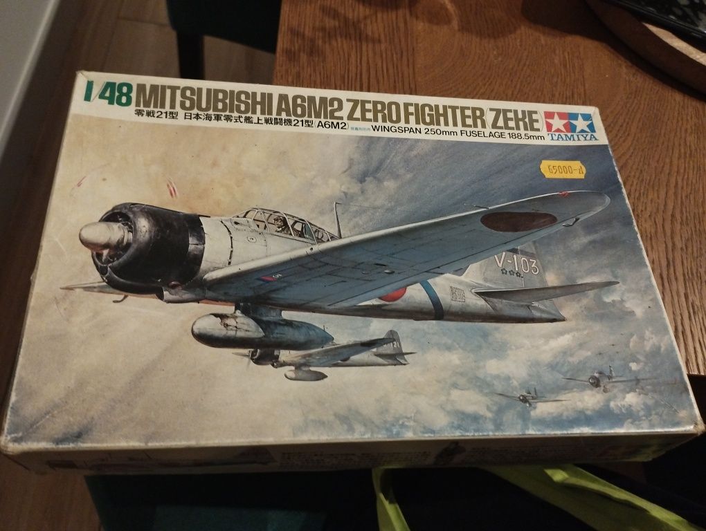Model do sklejania Mitsubishi A6M2 Zero Fighter ZEKE
