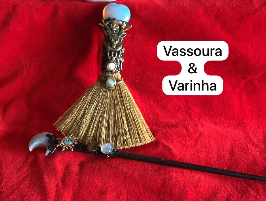 Vassoura de Bruxa e varinhas magicas
