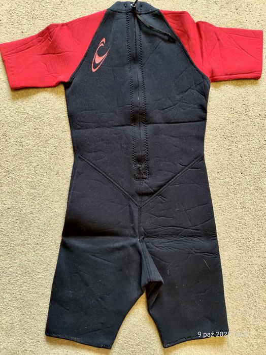 Pianka pływacka O'Neill 124-132cm + gratis