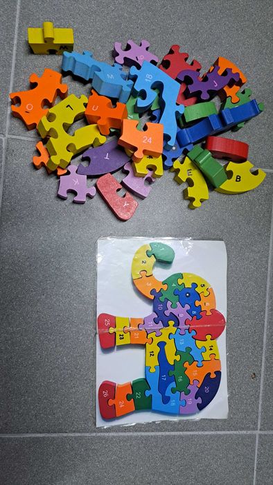 Puzzle didáctico em madeira