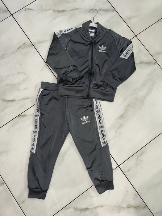 Детский серый спортивный костюм Adidas 3-4 года (98-104 см)