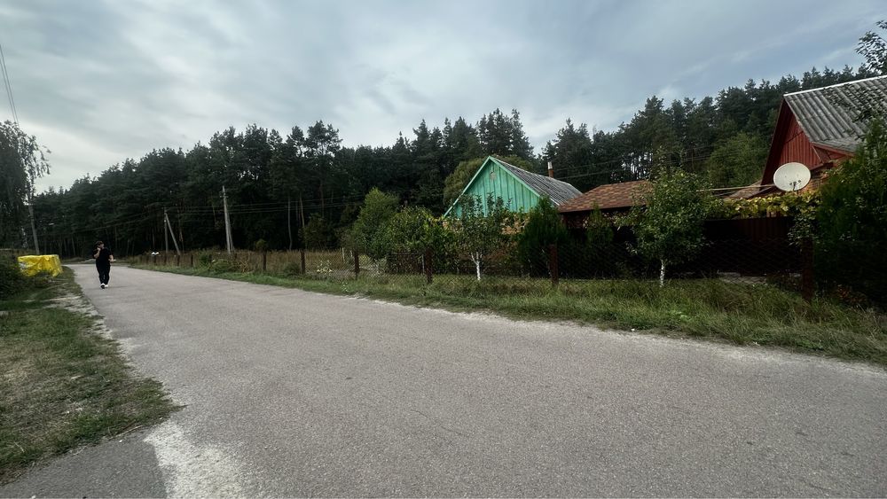 Продається половина будинку біля лісу в с.Тетерівка