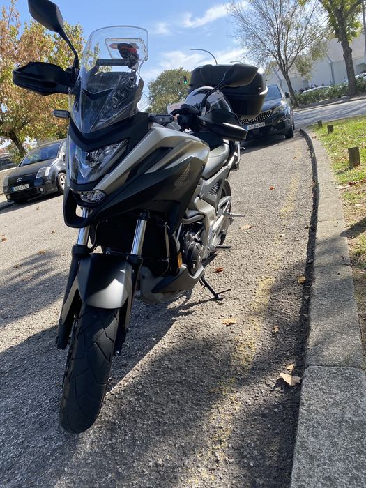 Honda NC750X DCT 2022