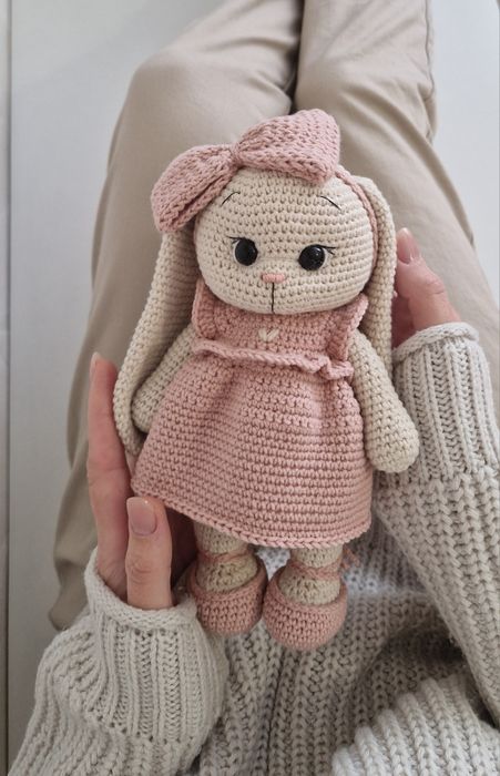 Вязана іграшка Зайка Міллі