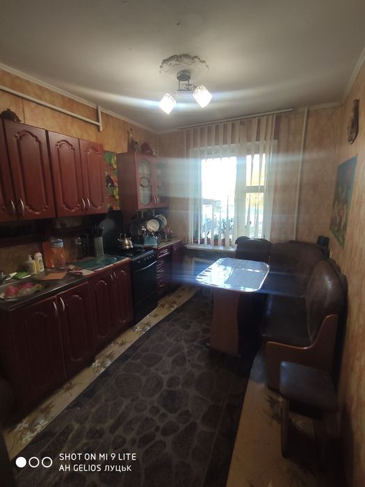 Продаж 3-квартири.Район 25 школи.