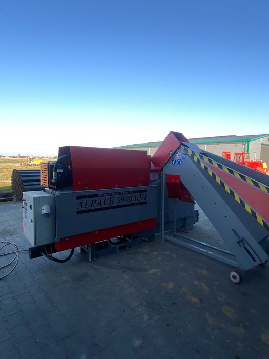 Paczkarka do puszek aluminiowych prasa. Alpack 5000 RDI