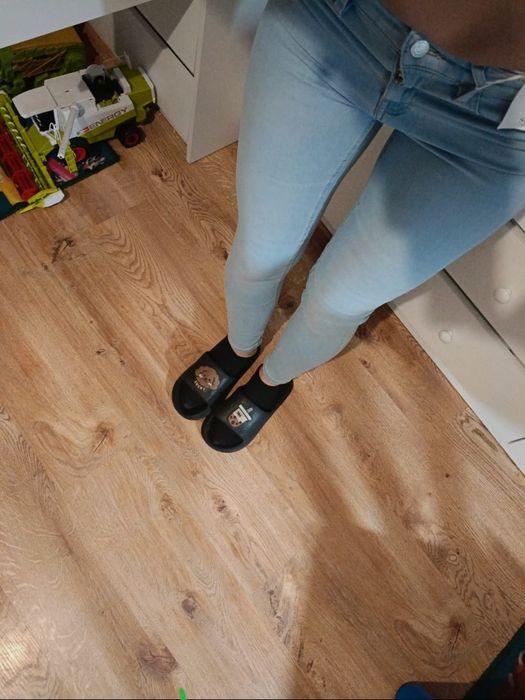 Spodnie Sinsay nowe polecam