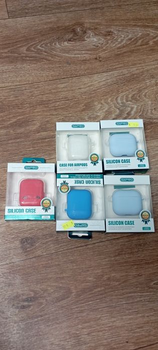 Чехол для наушников Apple