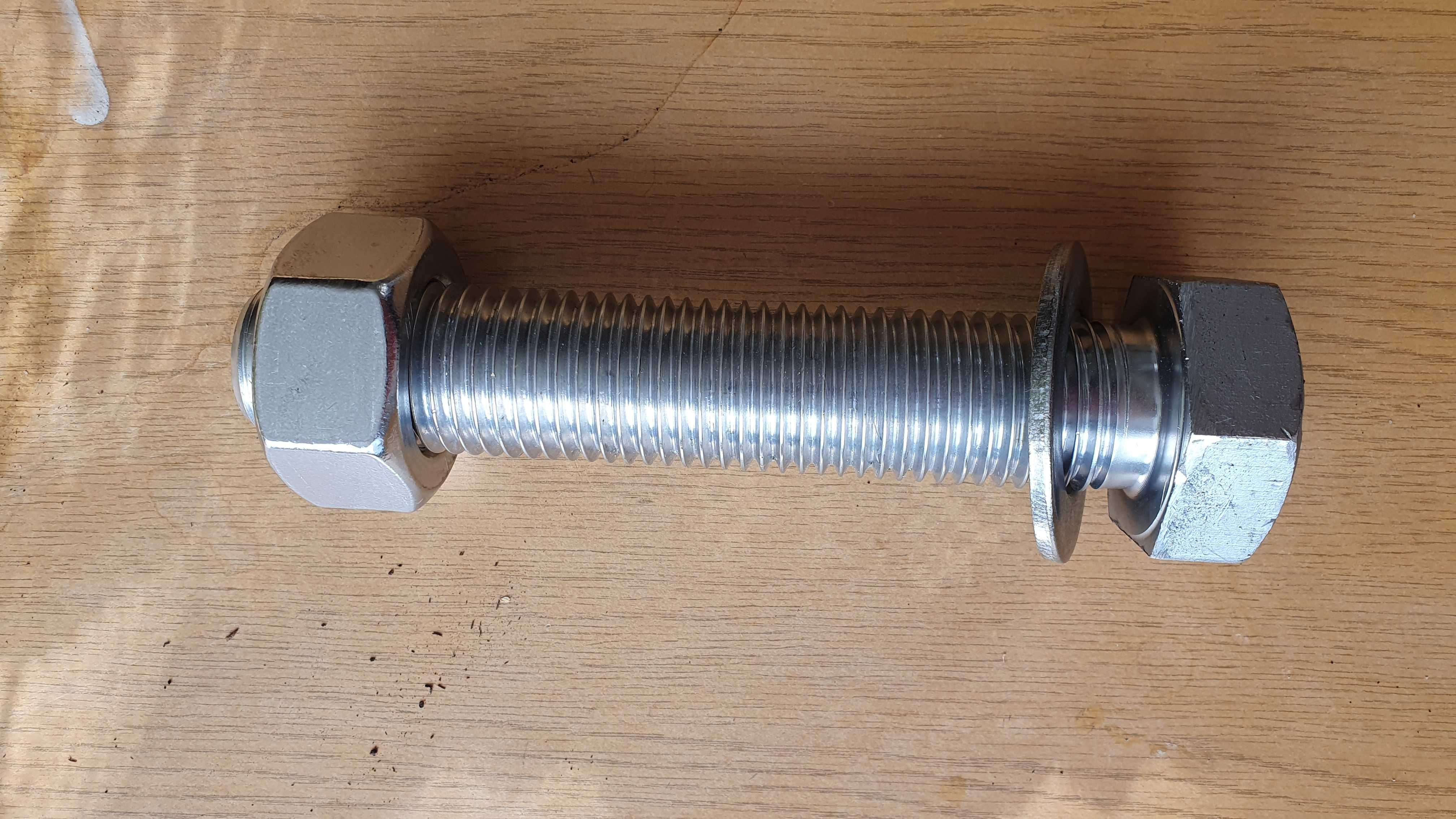 Śruba nierdzewna M27x120 A2 DIN933