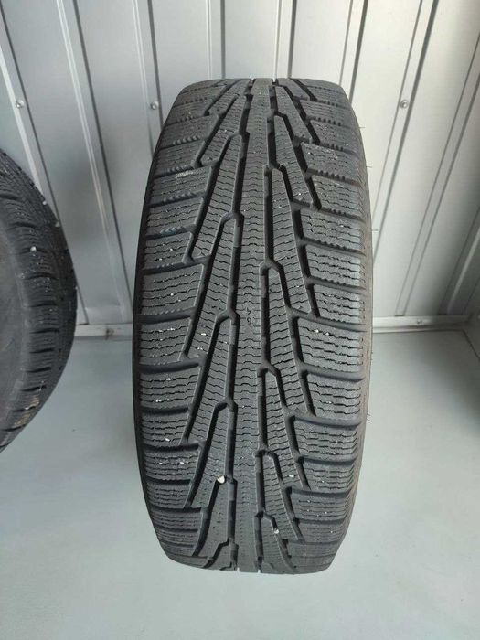 Диски R17 SUBARU 28111SG030 в комплекті з шинами NOKIAN 225/60R17