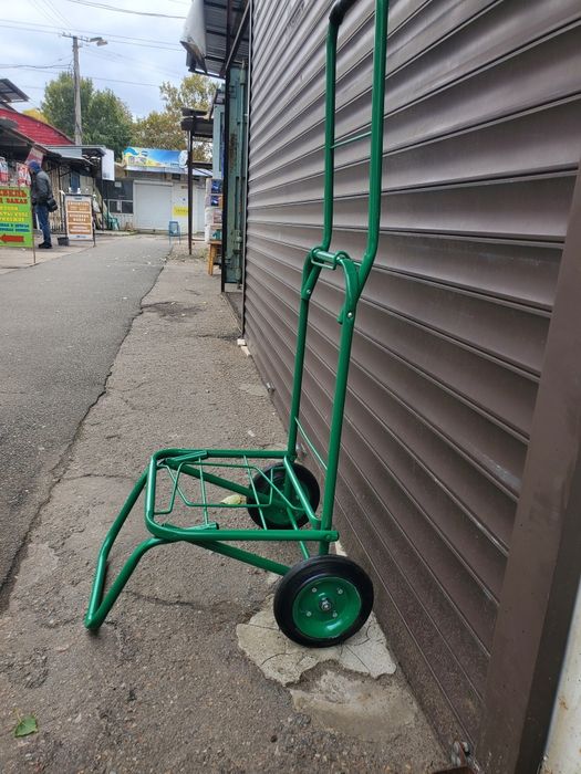 Тачка кравчучка з посиленими колесами та каркасом,  візок, тележка