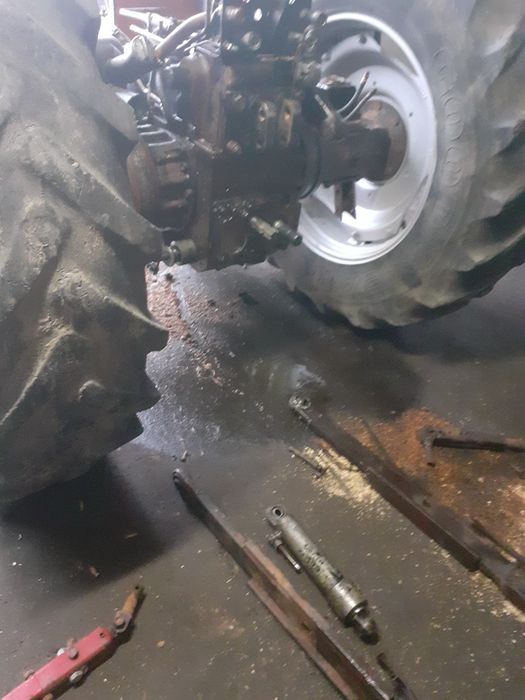 Case 845 844..745 most skrzynia napęd koła 956