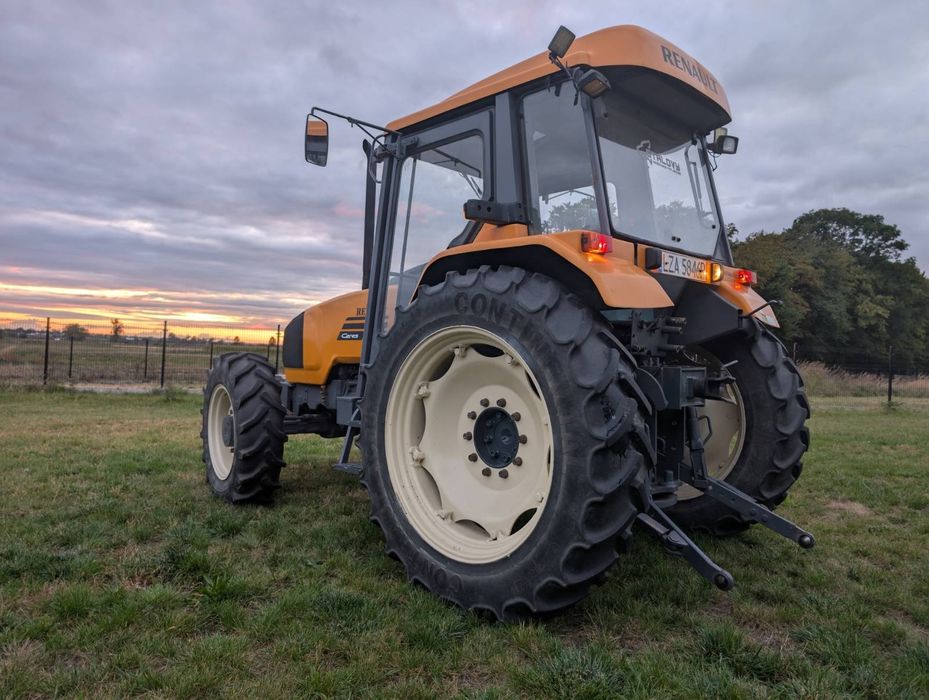 Ciągnik renault ceres 85x 1996r obciążniki zaczep John deere cergos