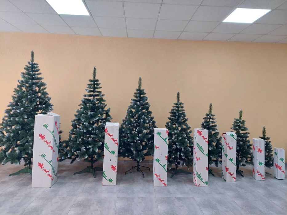 Ялинка Снігова Королева ПВХ від 1м до 2,5м